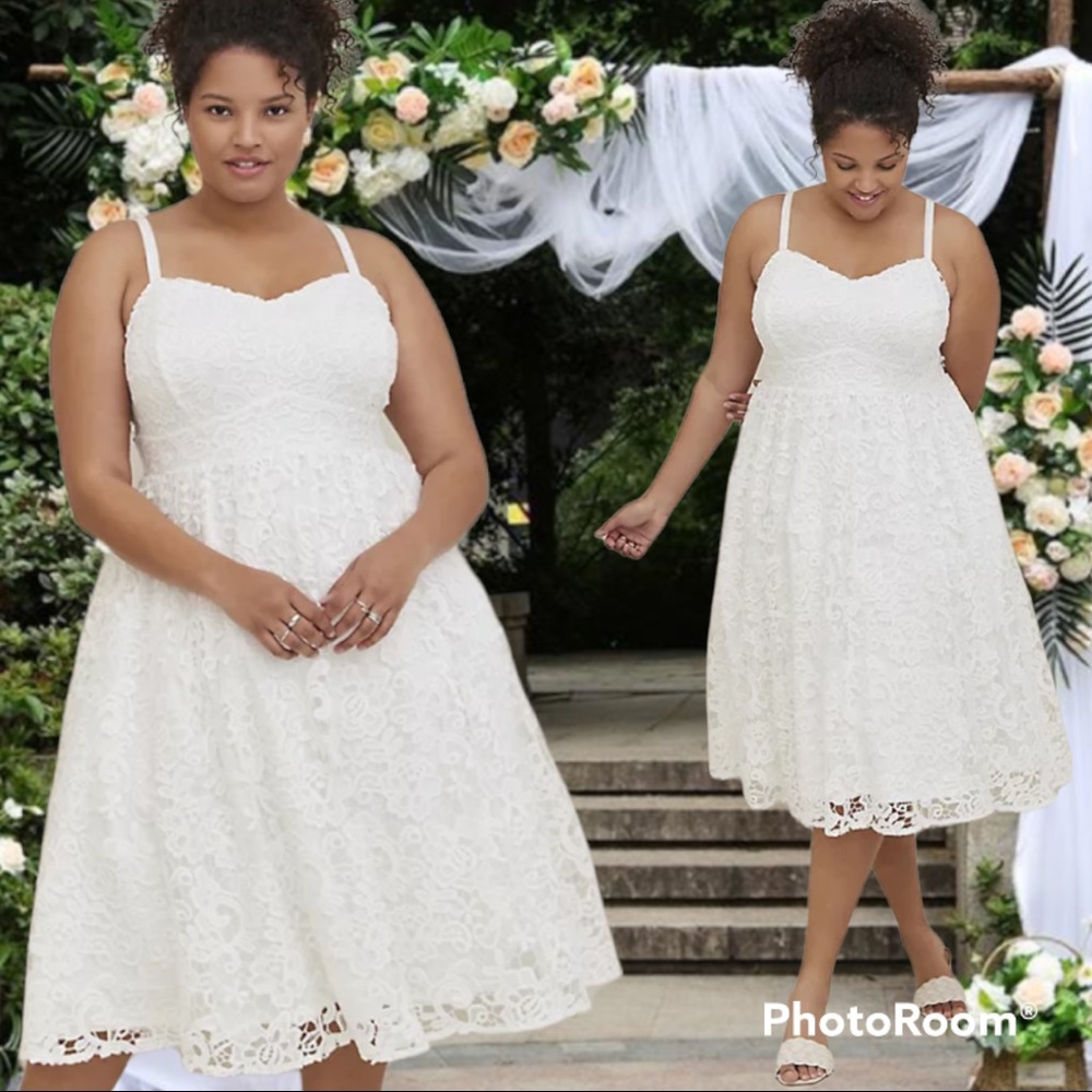 NWT TORRID CROCHET LACE SWEETHEART MIDI DRESS - LACE WHITE